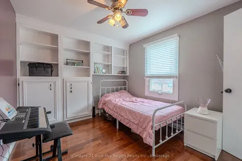 25 Rowe Avenue North Bay ON P1A 1W8