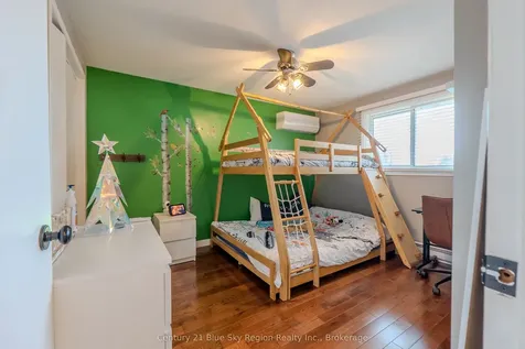 25 Rowe Avenue North Bay ON P1A 1W8