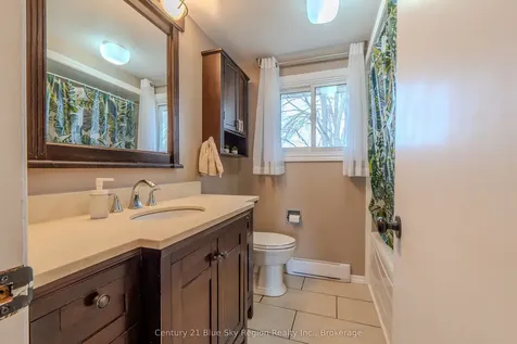 25 Rowe Avenue North Bay ON P1A 1W8