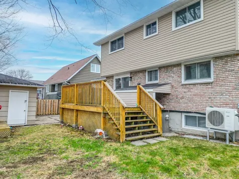 25 Rowe Avenue North Bay ON P1A 1W8