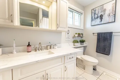 165 Macbeth Crescent North Bay ON P1B 7X7