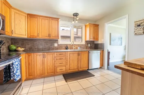 165 Macbeth Crescent North Bay ON P1B 7X7