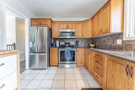 165 Macbeth Crescent North Bay ON P1B 7X7