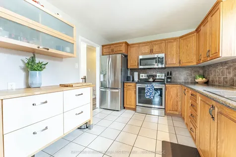 165 Macbeth Crescent North Bay ON P1B 7X7