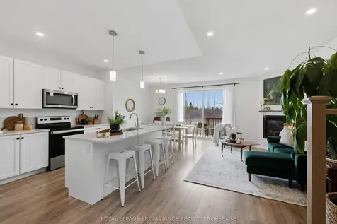 332 Buckthorn Drive Kingston ON K7P 0S1