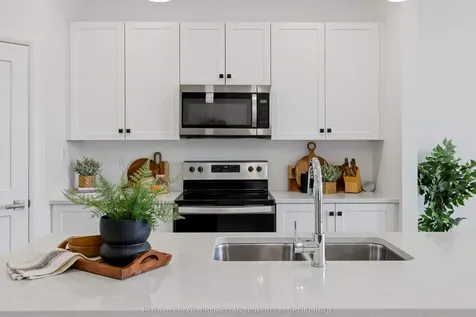 332 Buckthorn Drive Kingston ON K7P 0S1