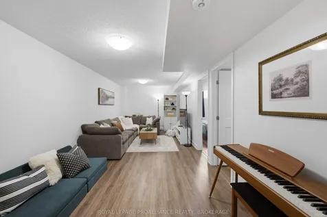 332 Buckthorn Drive Kingston ON K7P 0S1