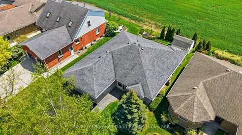 580 Maple Avenue N North Perth ON N4W 3G5