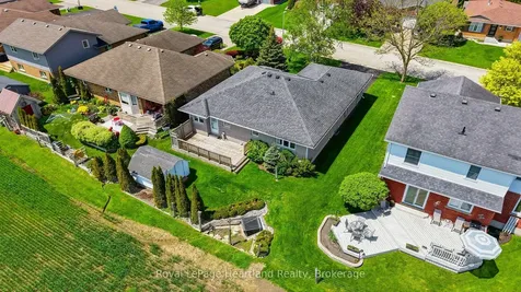 580 Maple Avenue N North Perth ON N4W 3G5