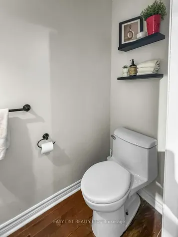 38 Fernwood Terrace Welland ON L3C 2R8
