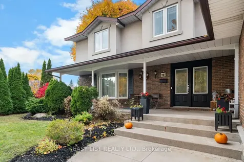 38 Fernwood Terrace Welland ON L3C 2R8