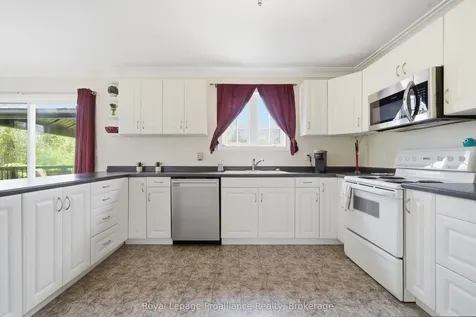 727 Mitchell Road Belleville ON K8N 4Z6