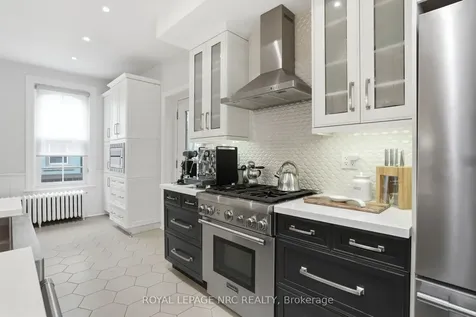 176 James Street St. Catharines ON L2R 5C5
