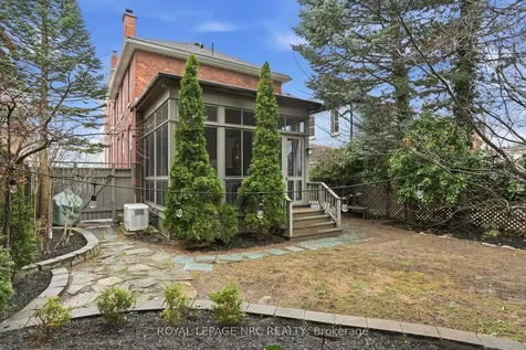 176 James Street St. Catharines ON L2R 5C5