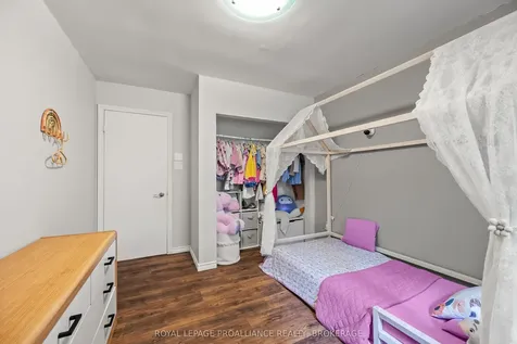 151 Greenlees Drive Kingston ON K7K 6P6