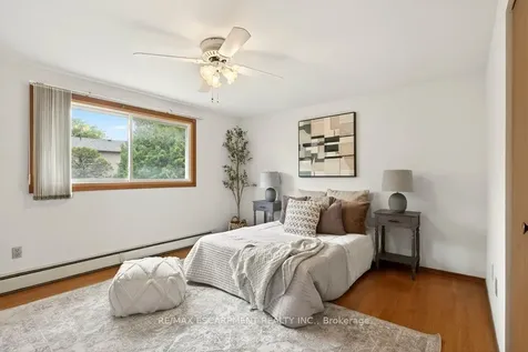 134 Greeningdon Drive Hamilton ON L9A 3A9