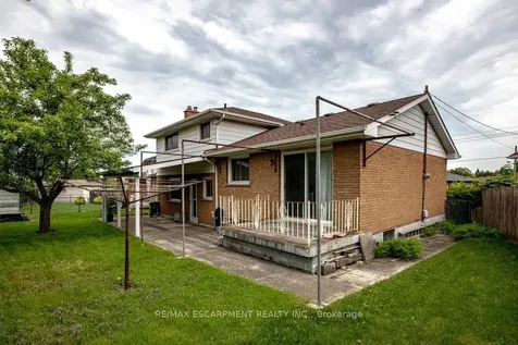 134 Greeningdon Drive Hamilton ON L9A 3A9