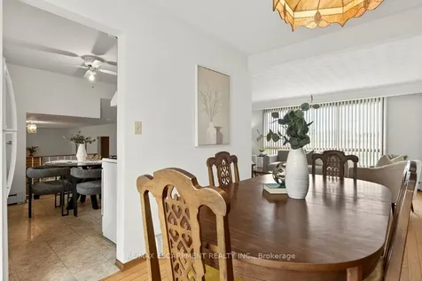 134 Greeningdon Drive Hamilton ON L9A 3A9