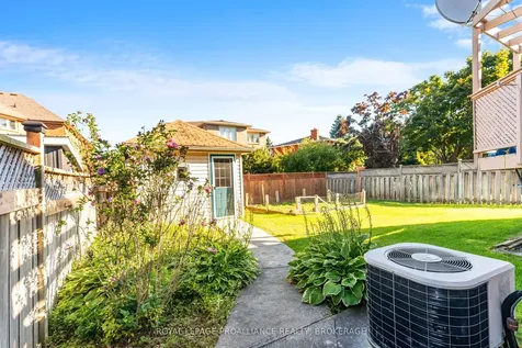 377 Briarwood Drive Kingston ON K7M 7V2