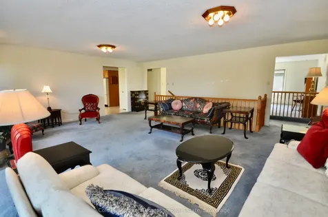 625 Bayshore Boulevard Huntsville ON P1H 1Z1