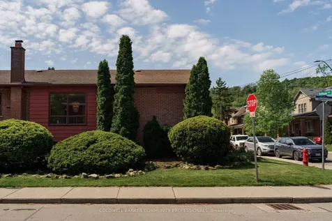 141 Rothsay Avenue Hamilton ON L8M 3G5