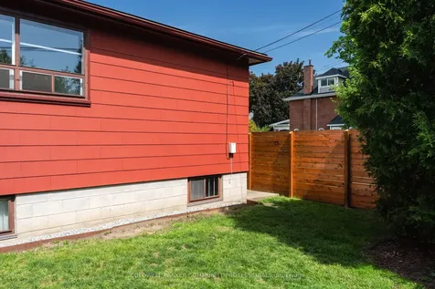 141 Rothsay Avenue Hamilton ON L8M 3G5