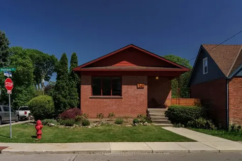 141 Rothsay Avenue Hamilton ON L8M 3G5