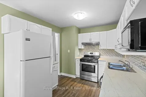 2512 8th Avenue A N/a E Owen Sound ON N4K 6W5