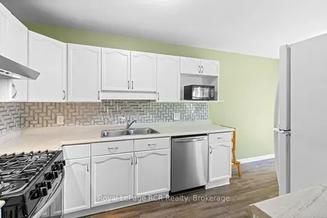 2512 8th Avenue A N/a E Owen Sound ON N4K 6W5