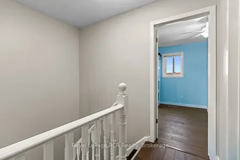 2512 8th Avenue A N/a E Owen Sound ON N4K 6W5