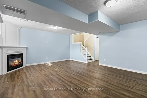 2512 8th Avenue A N/a E Owen Sound ON N4K 6W5
