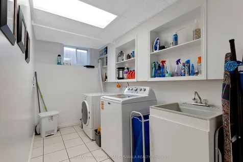 77 Mctague Drive Cambridge ON N1T 1L7