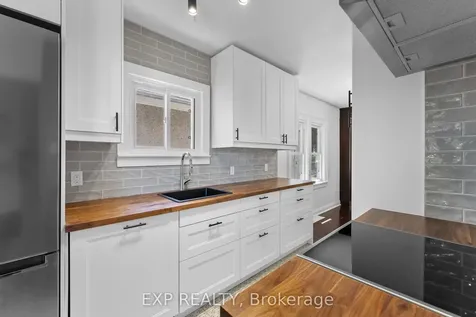 28 Grantham Avenue St. Catharines ON L2P 3B4