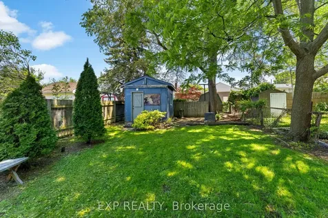 28 Grantham Avenue St. Catharines ON L2P 3B4