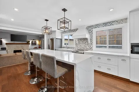 31 Maynard Street Hamilton ON L9B 1R9