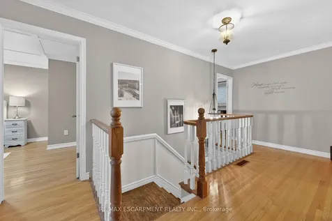 31 Maynard Street Hamilton ON L9B 1R9
