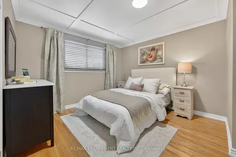 31 Maynard Street Hamilton ON L9B 1R9