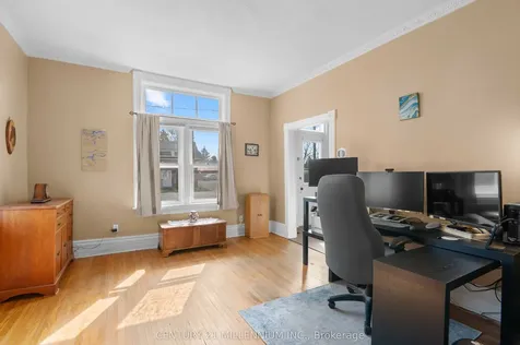 22 Crozier Street East Luther Grand Valley ON L9W 5N6