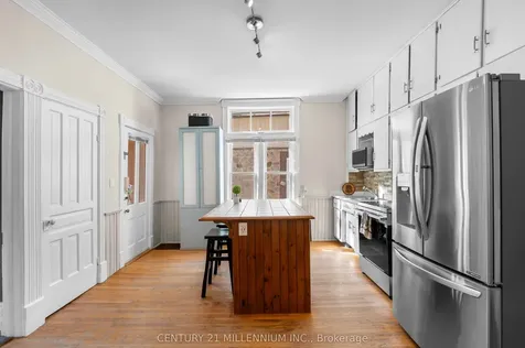22 Crozier Street East Luther Grand Valley ON L9W 5N6