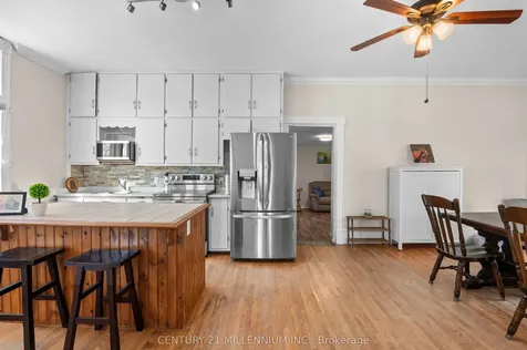 22 Crozier Street East Luther Grand Valley ON L9W 5N6