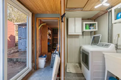 22 Crozier Street East Luther Grand Valley ON L9W 5N6