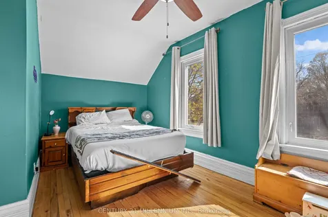22 Crozier Street East Luther Grand Valley ON L9W 5N6