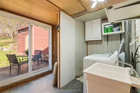 22 Crozier Street East Luther Grand Valley ON L9W 5N6