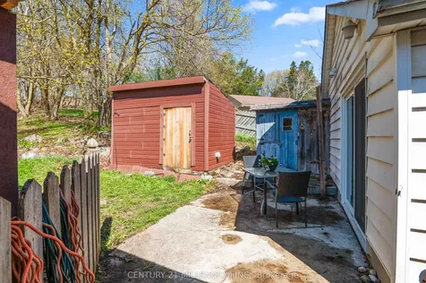 22 Crozier Street East Luther Grand Valley ON L9W 5N6