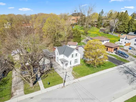 22 Crozier Street East Luther Grand Valley ON L9W 5N6