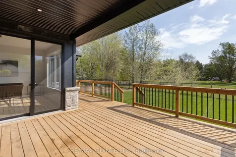 8 Deerview Drive Quinte West ON K8V 0L8
