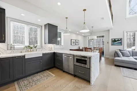 19 Marina Village Drive Georgian Bay ON L0K 1S0