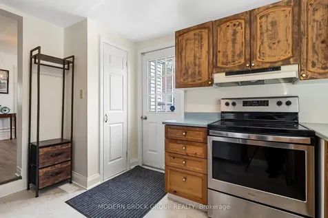 129 James Street E Brockville ON K6V 1K9