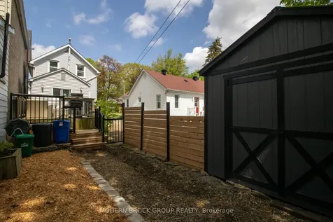 129 James Street E Brockville ON K6V 1K9