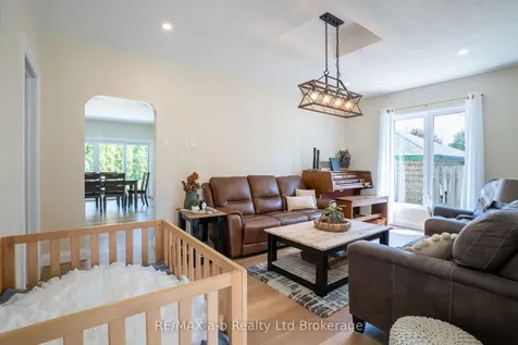 56 Givins Street Woodstock ON N4S 5Y9